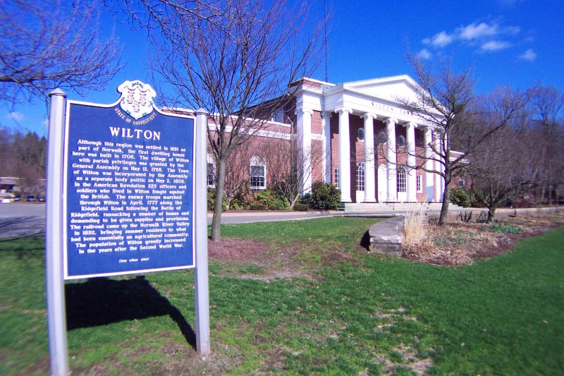Town of Wilton Visit CT
